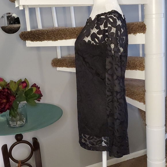 ADIVA Lovely Lace Top - Picture 2 of 6